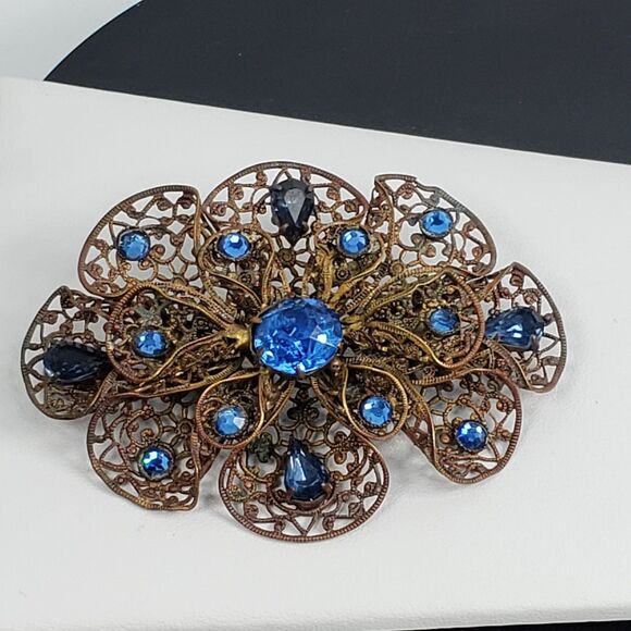 Antique Czech Art Deco Large Blue Glass Gold Tone Filigree Brooch - Picture 8 of 16